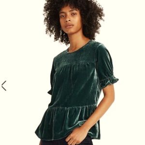 🆕 MADEWELL EMERALD GREEN VELVET SHORT SLEEVE SMOCKED YOKE TIERED TOP